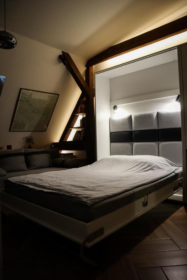 Attic Studio Jezyce Познан Екстериор снимка